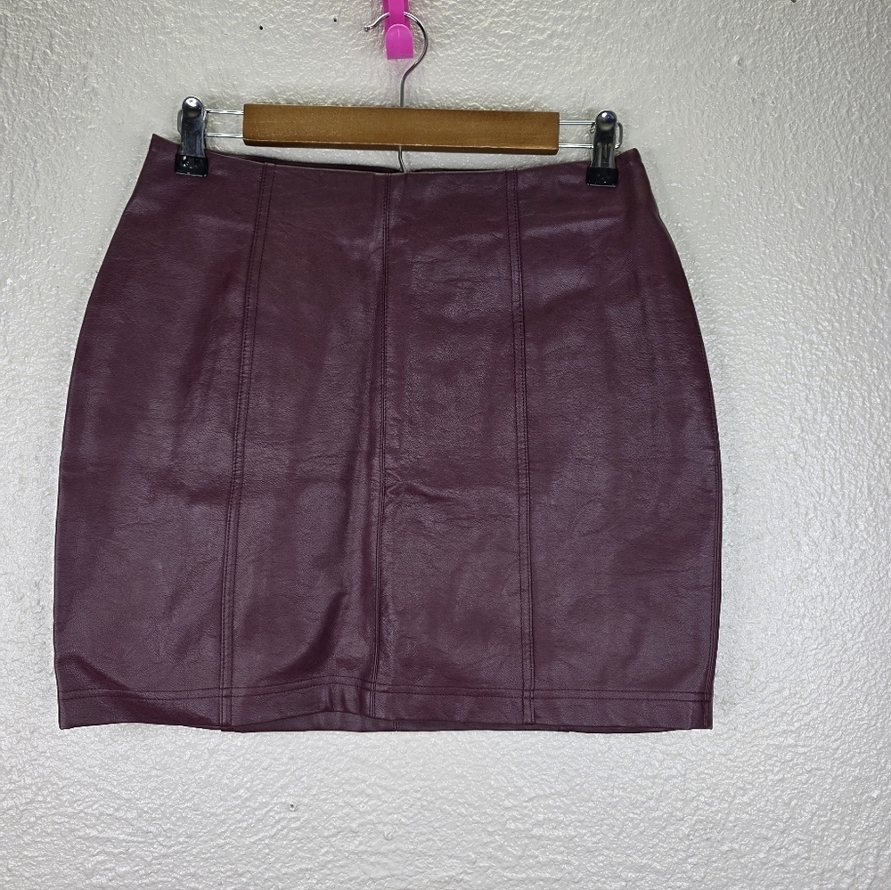 Jolt Nordstrom Faux Vegan Leather Burgundy Mini Elegant Burgundy Leather Skirt 7 - Picture 2 of 16